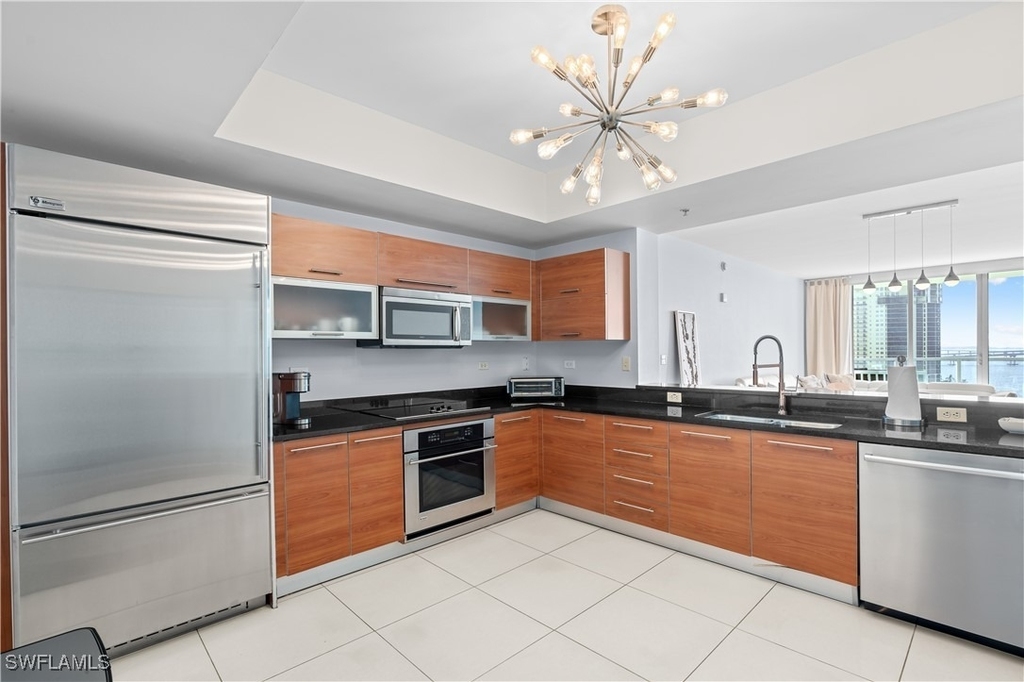 3000 Oasis Grand Boulevard - Photo 0