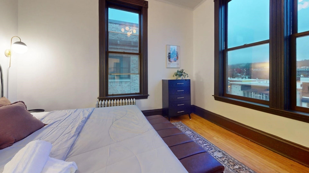 101 Main - Photo 4