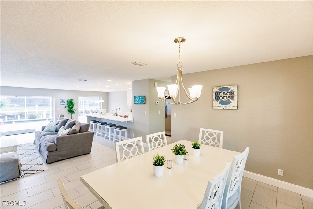 1424 Windsor Court - Photo 13
