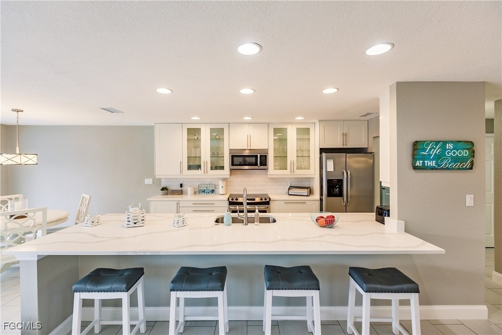 1424 Windsor Court - Photo 10