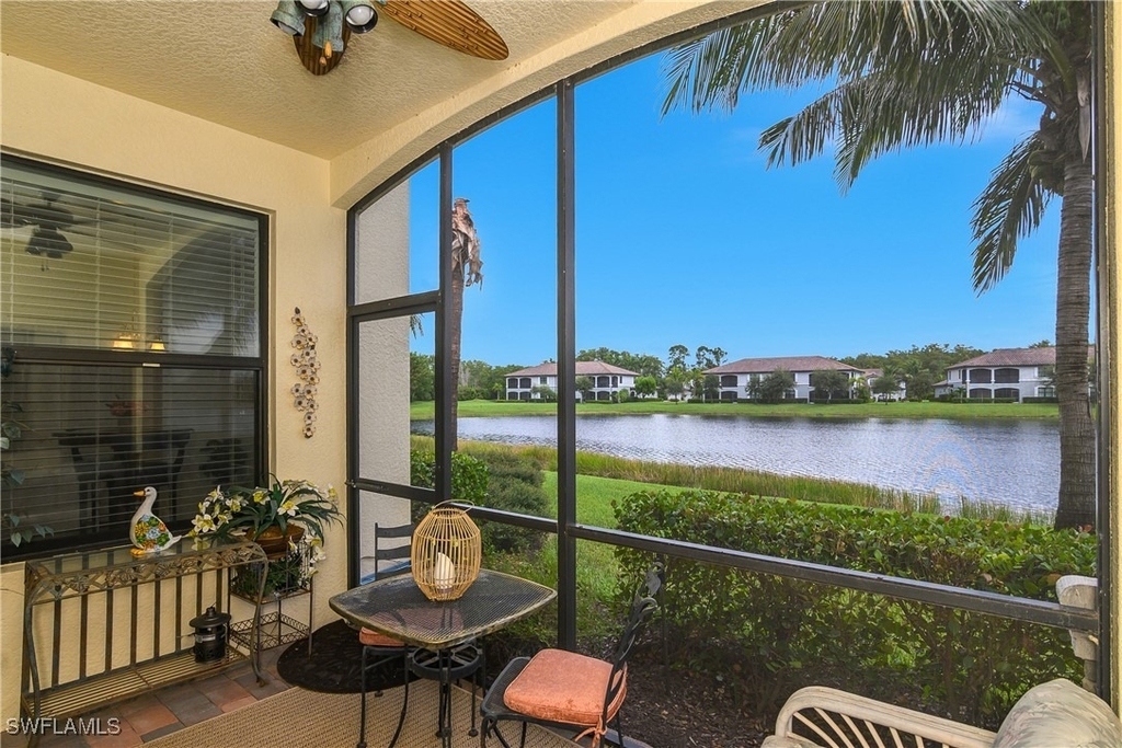9533 Avellino Way - Photo 36