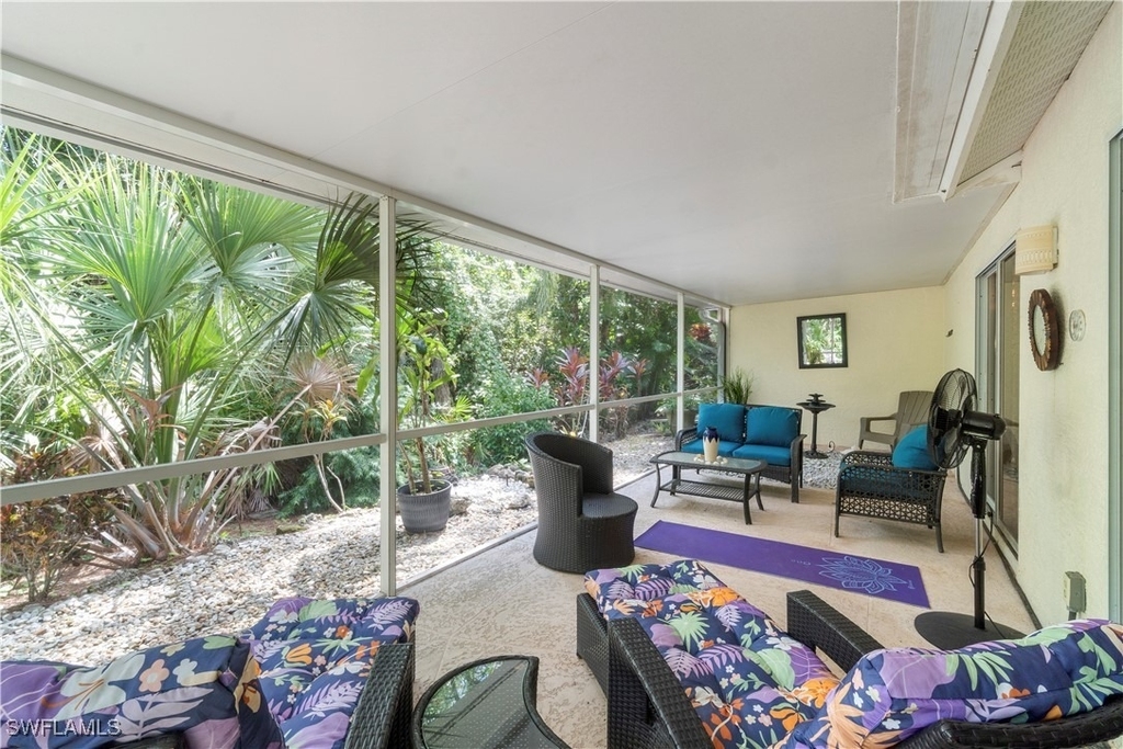 348 Carinosa Court - Photo 11