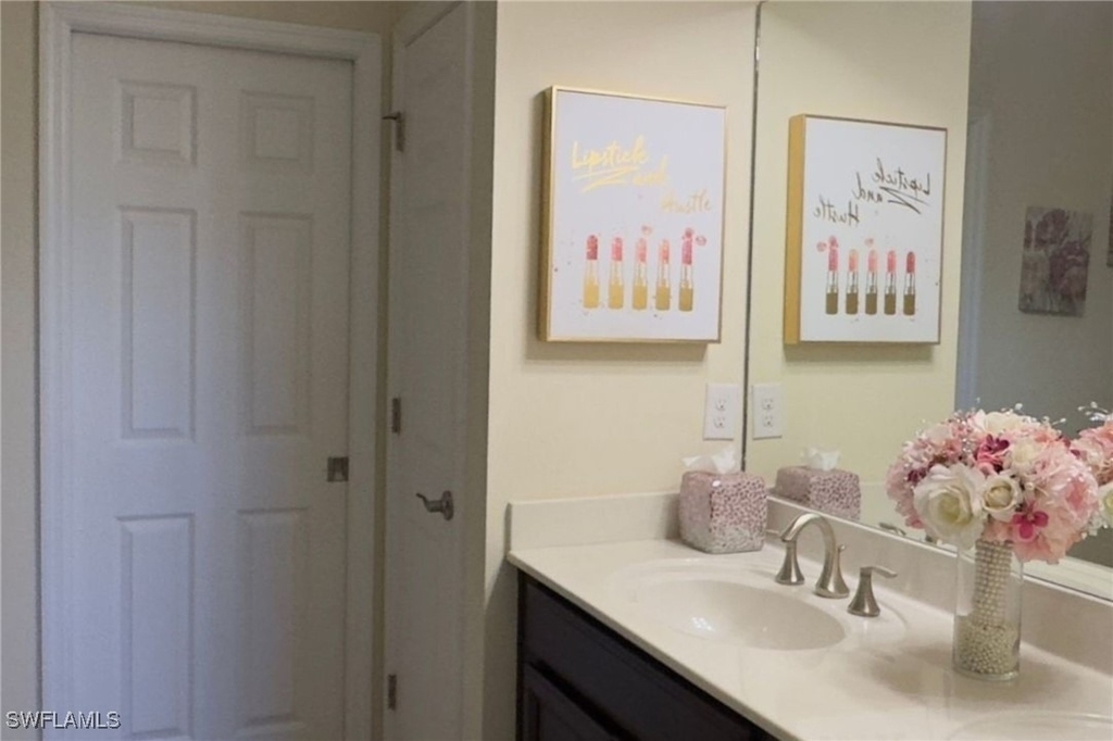 23611 Alamanda Drive - Photo 5