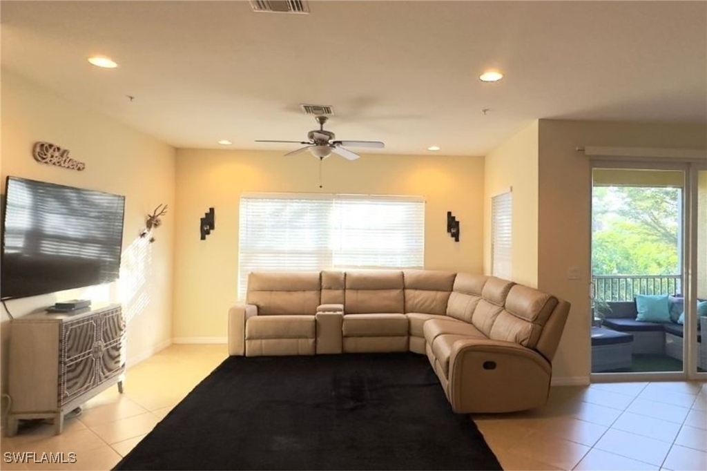 23611 Alamanda Drive - Photo 2