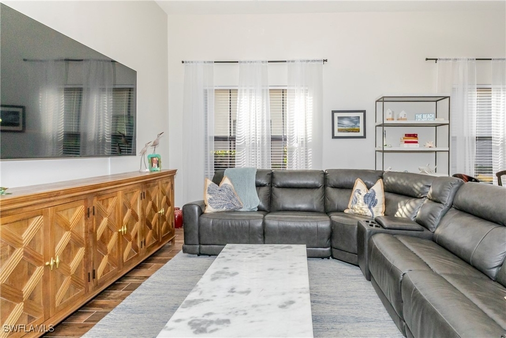 5104 Salerno Street - Photo 27