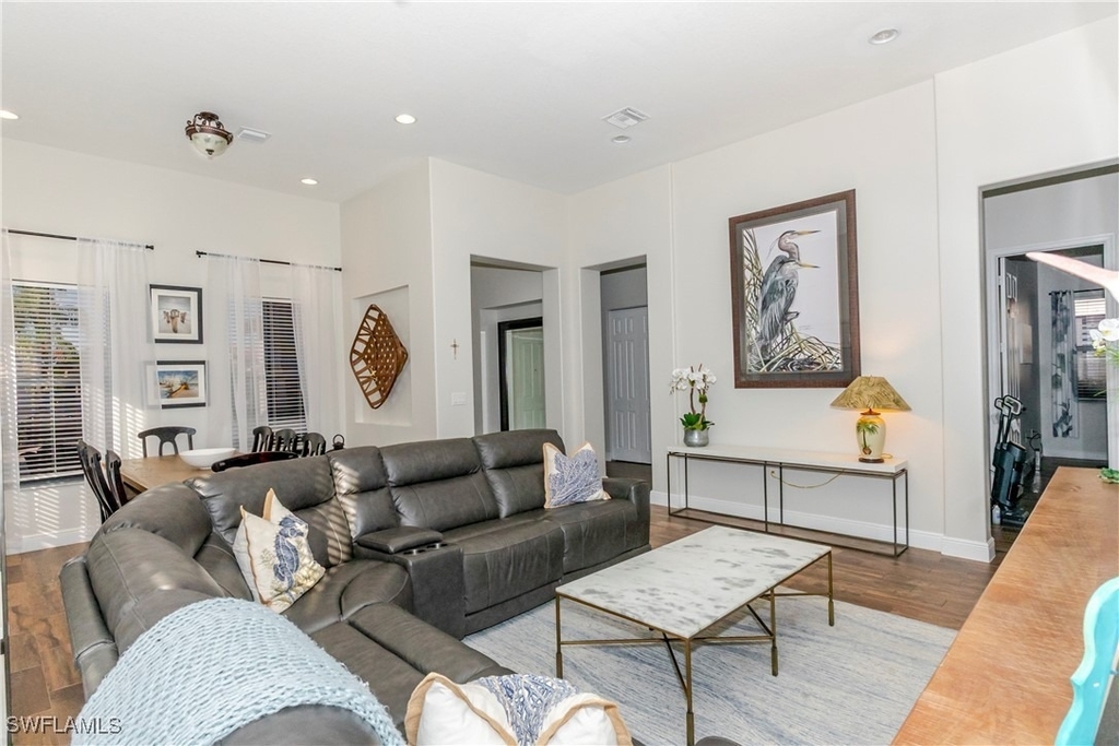 5104 Salerno Street - Photo 30