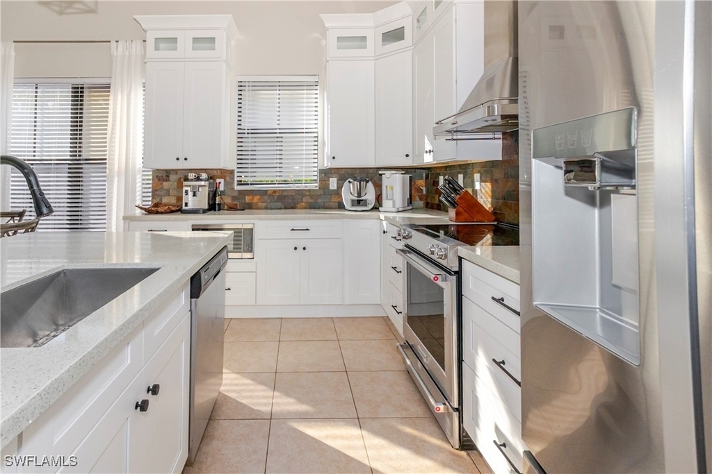 5104 Salerno Street - Photo 33