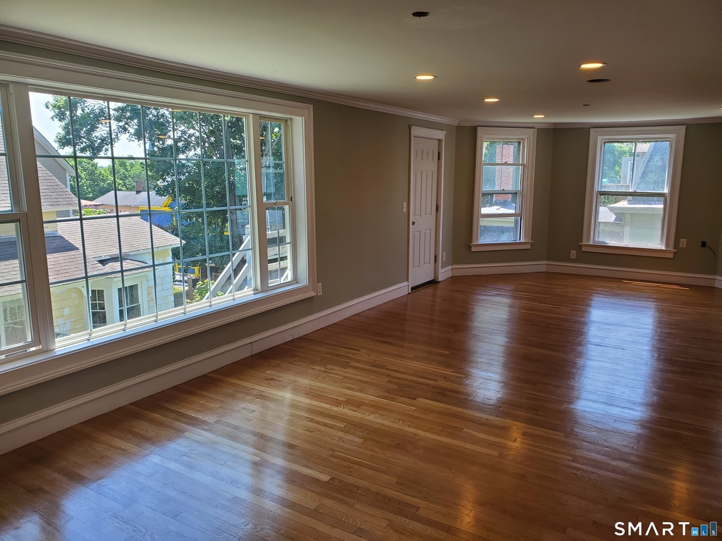 31 Bellevue Street - Photo 11