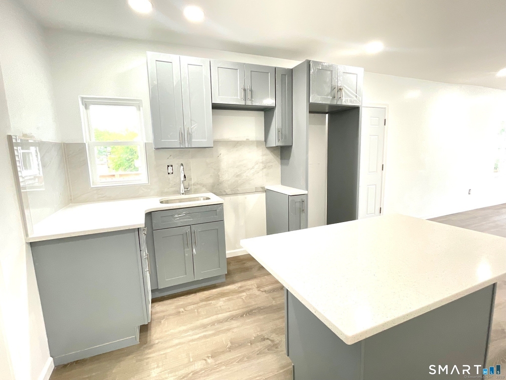 32 Lester Street - Photo 6