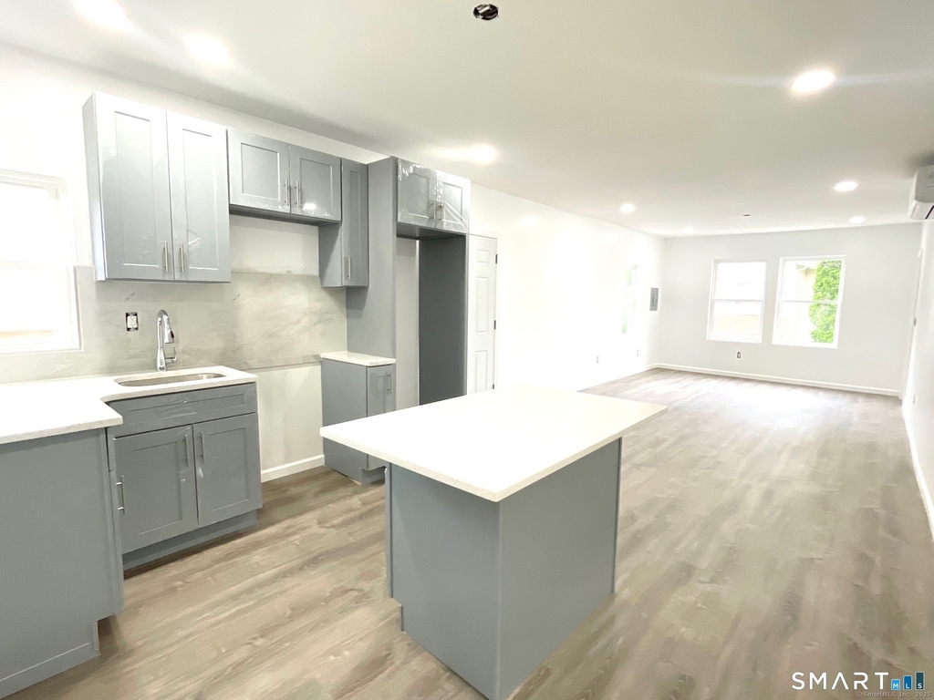 32 Lester Street - Photo 5