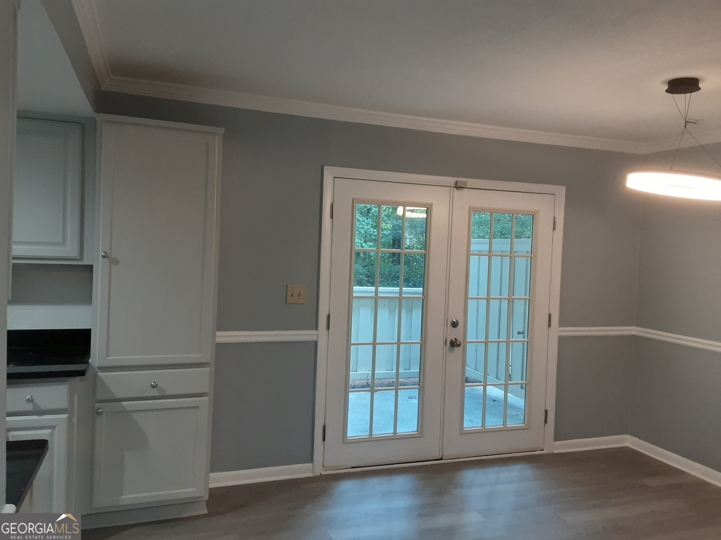 6900 Roswell Road - Photo 3