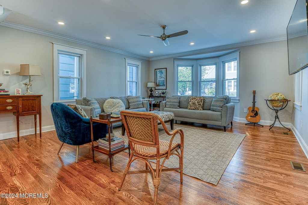 36 Heck Avenue - Photo 6