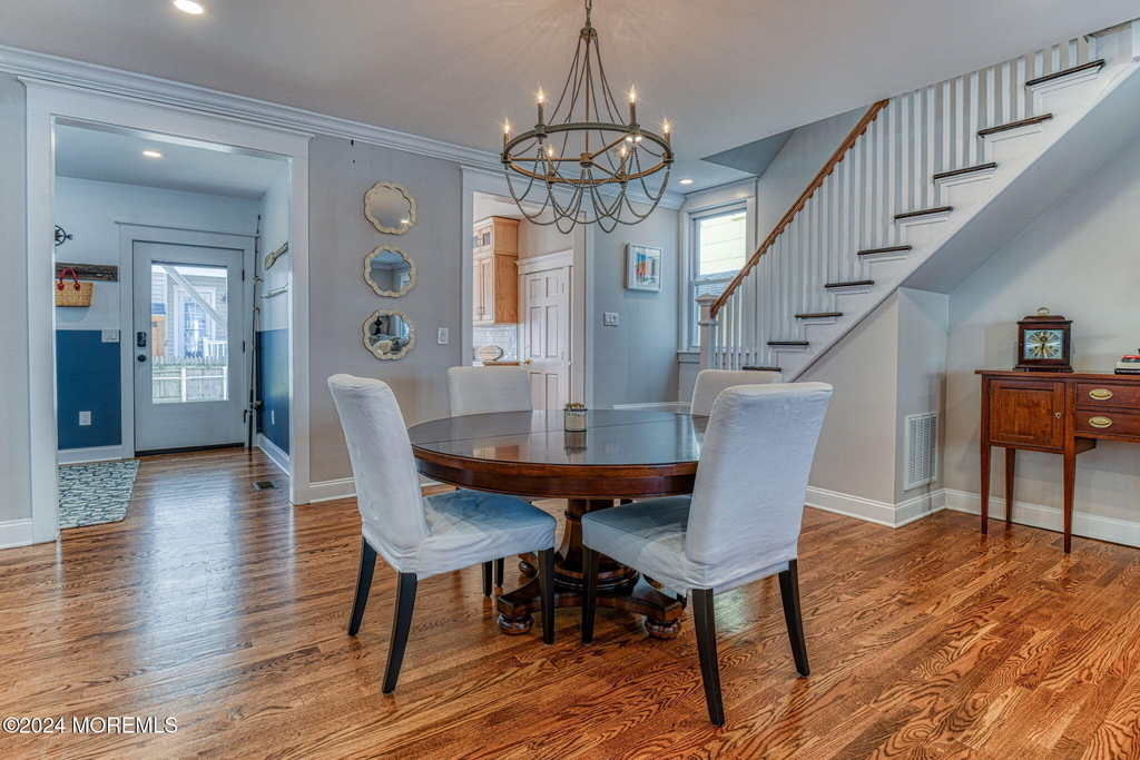 36 Heck Avenue - Photo 9