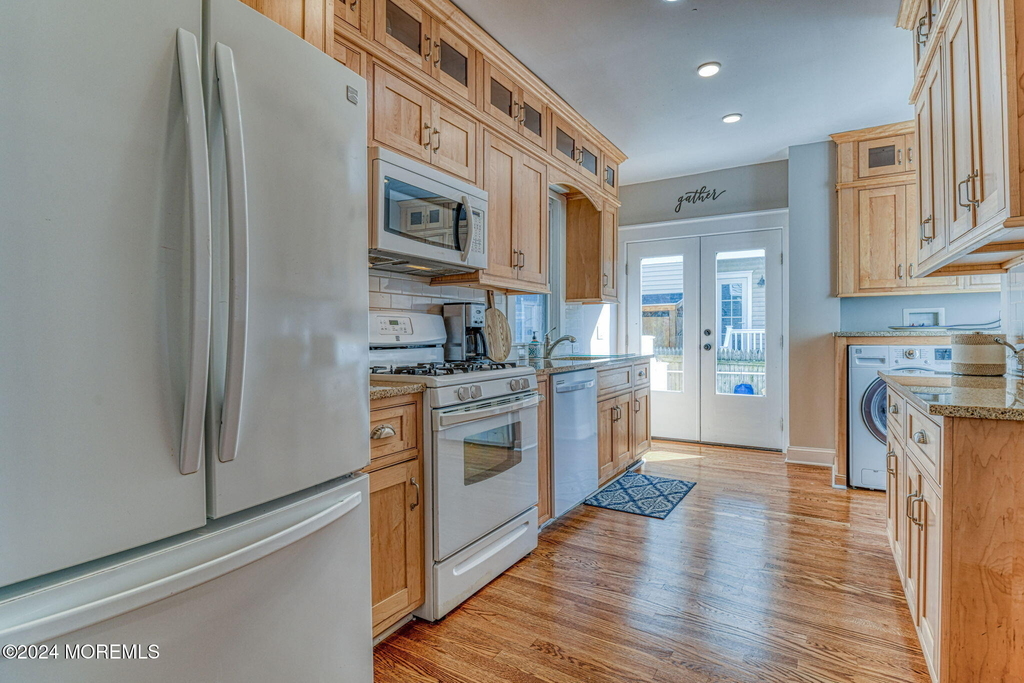 36 Heck Avenue - Photo 12