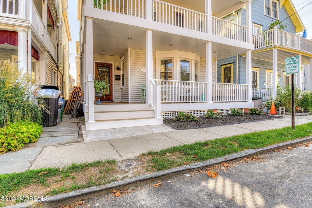 36 Heck Avenue - Photo 1