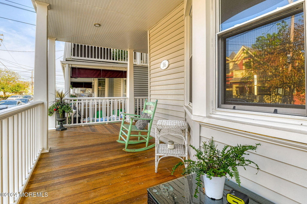 36 Heck Avenue - Photo 2