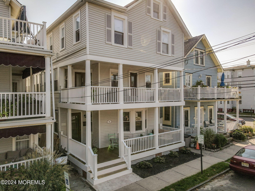 36 Heck Avenue - Photo 0