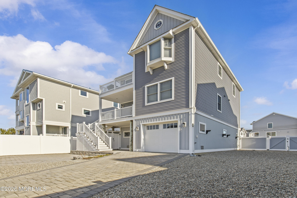 447 N Highway 35 - Photo 0