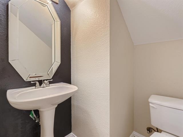 5301 Lily Drive - Photo 13