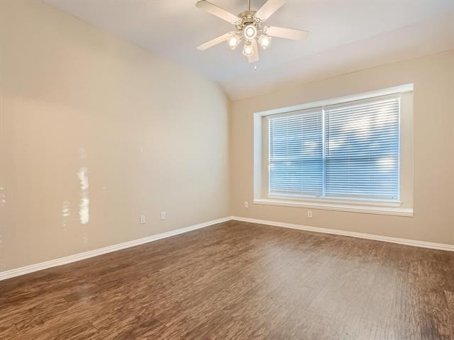 5301 Lily Drive - Photo 14
