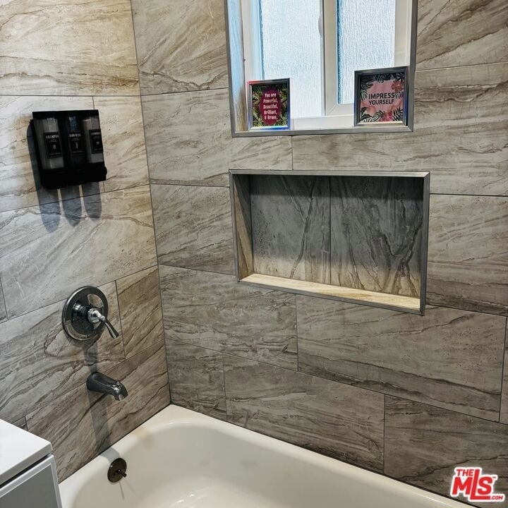 1377 Sultana - Photo 16