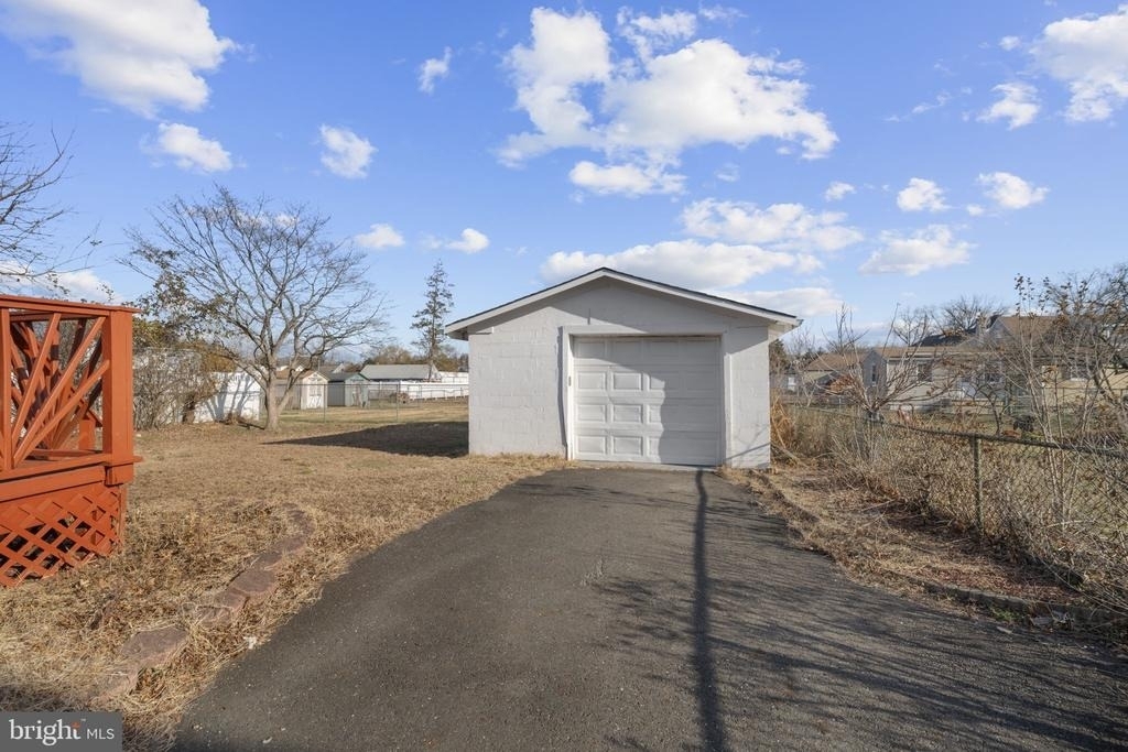238 Steward - Photo 22