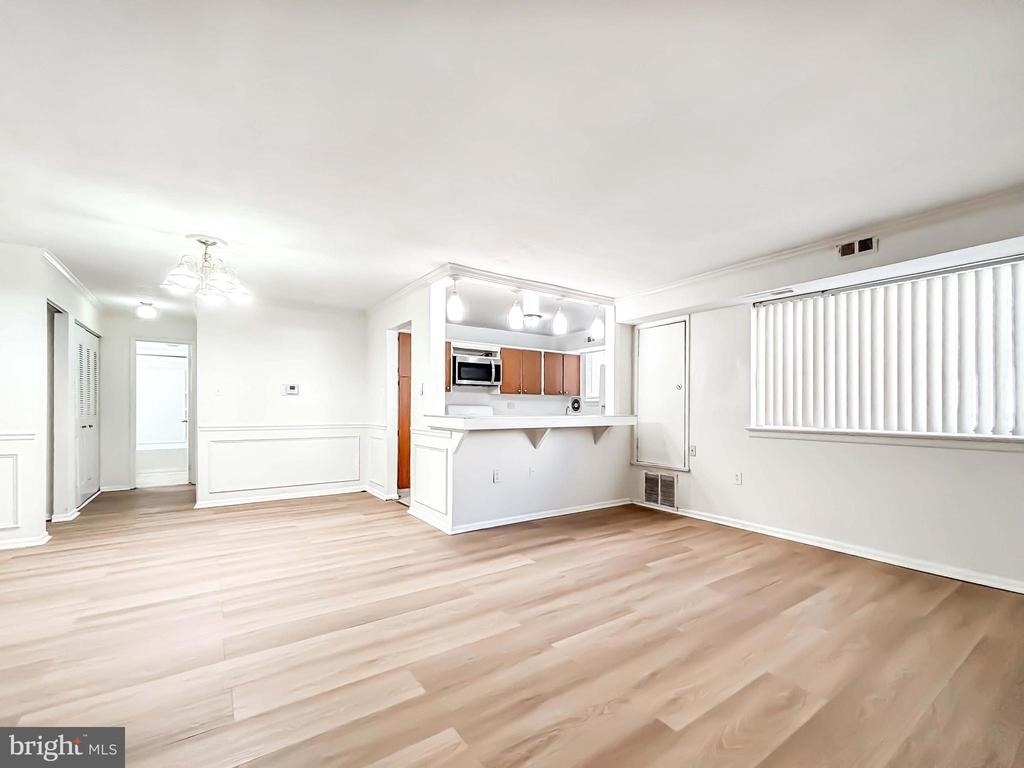 11402 Cherry Hill Road - Photo 7