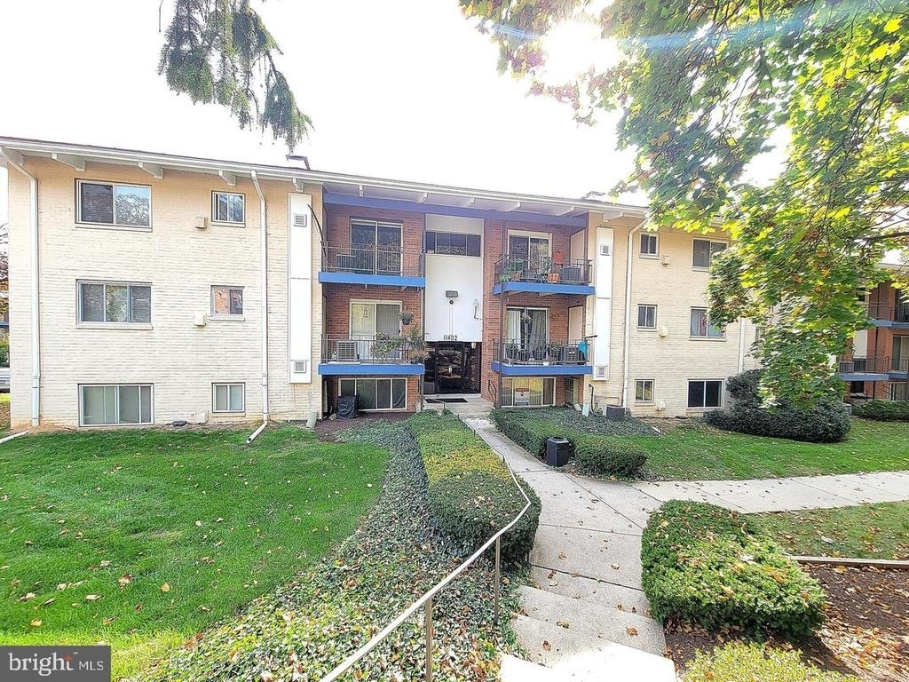 11402 Cherry Hill Road - Photo 0
