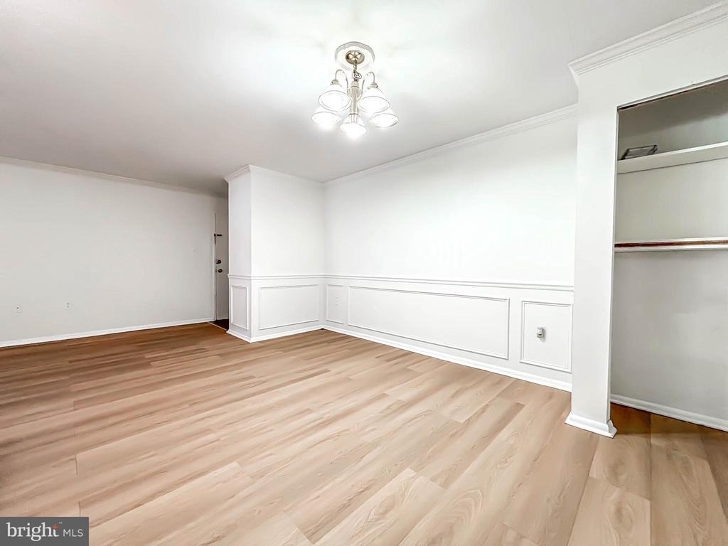 11402 Cherry Hill Road - Photo 5
