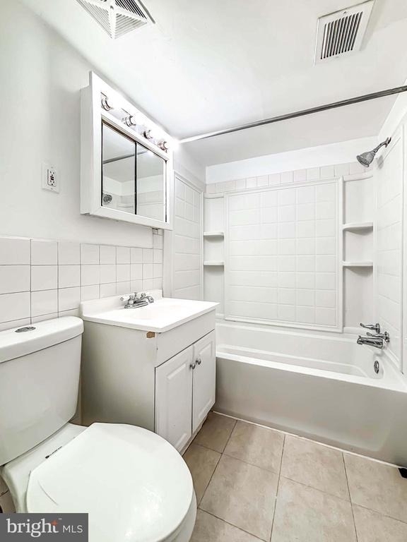11402 Cherry Hill Road - Photo 11