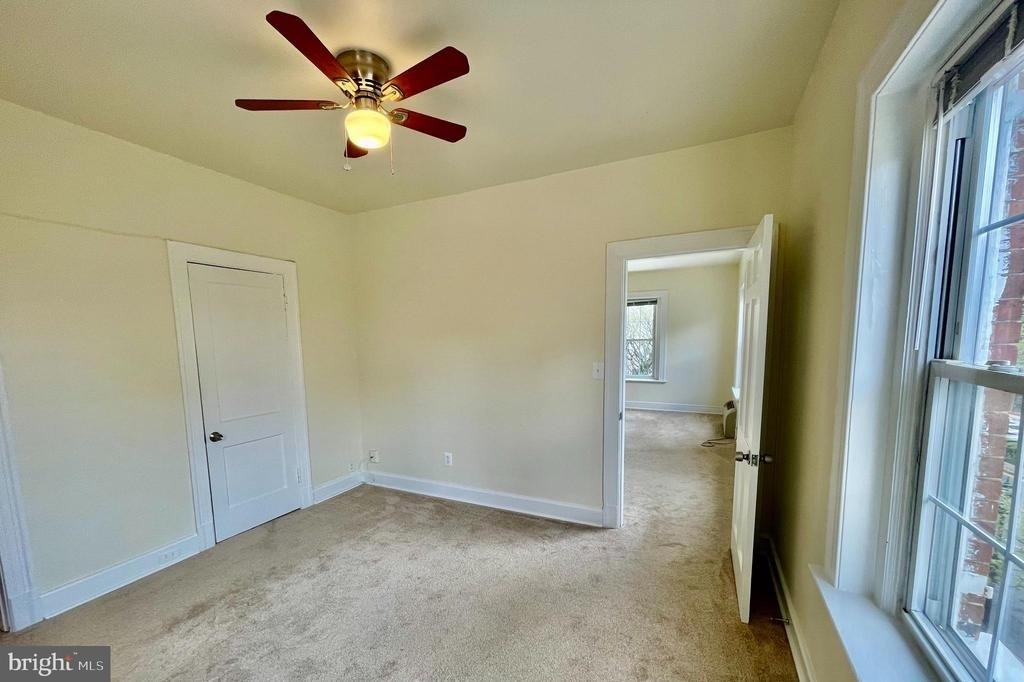 7347 Wisconsin Avenue - Photo 8