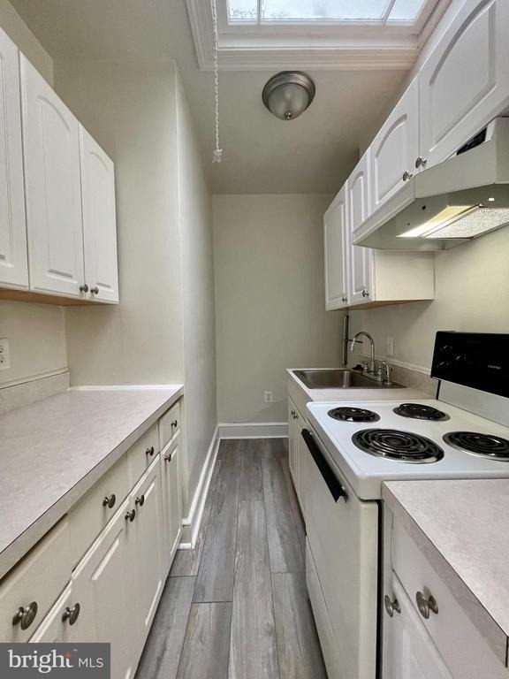 7347 Wisconsin Avenue - Photo 9