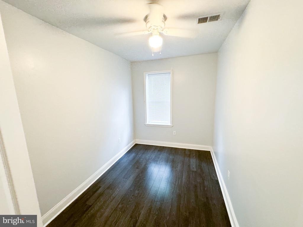 719 Euclid Street Nw - Photo 5