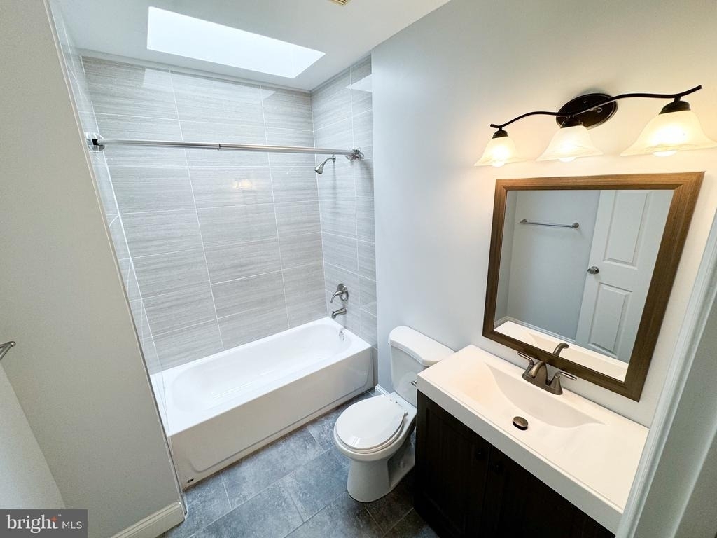 719 Euclid Street Nw - Photo 3