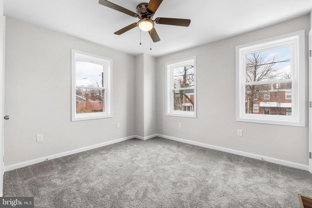 4686 A Street Se - Photo 16
