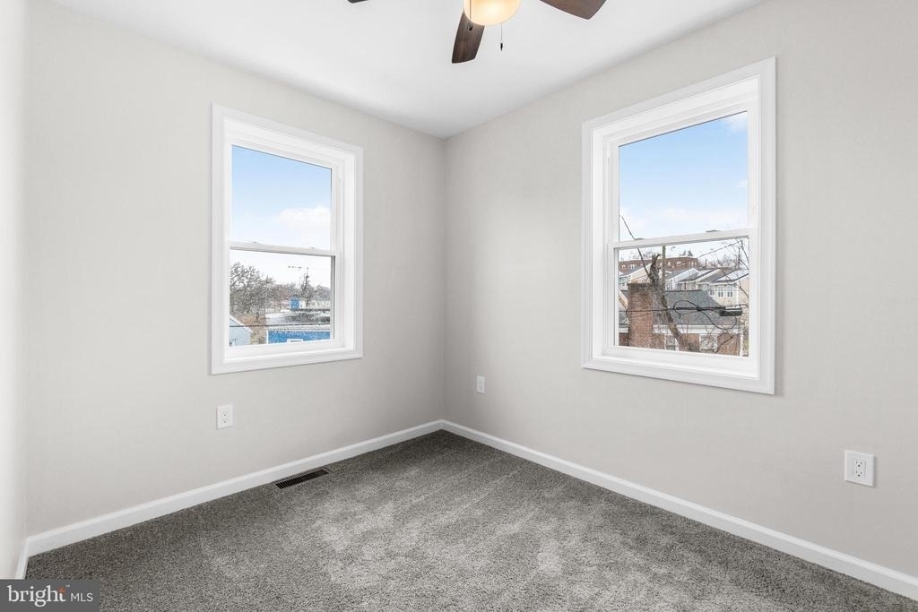 4686 A Street Se - Photo 17