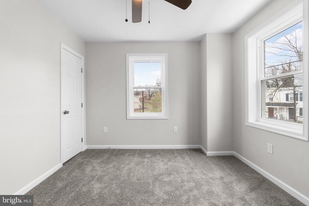 4686 A Street Se - Photo 15