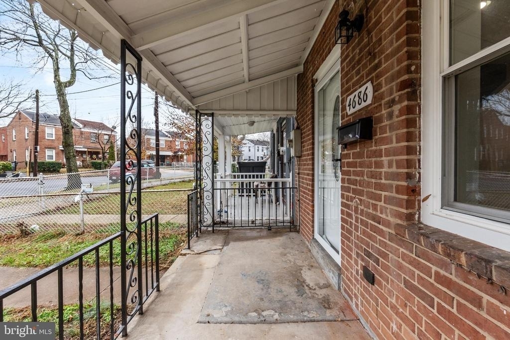 4686 A Street Se - Photo 2