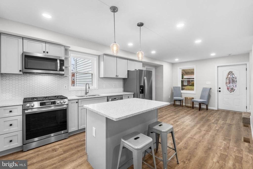 4686 A Street Se - Photo 0