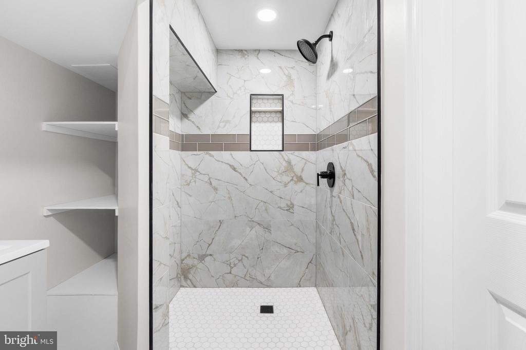 4686 A Street Se - Photo 27