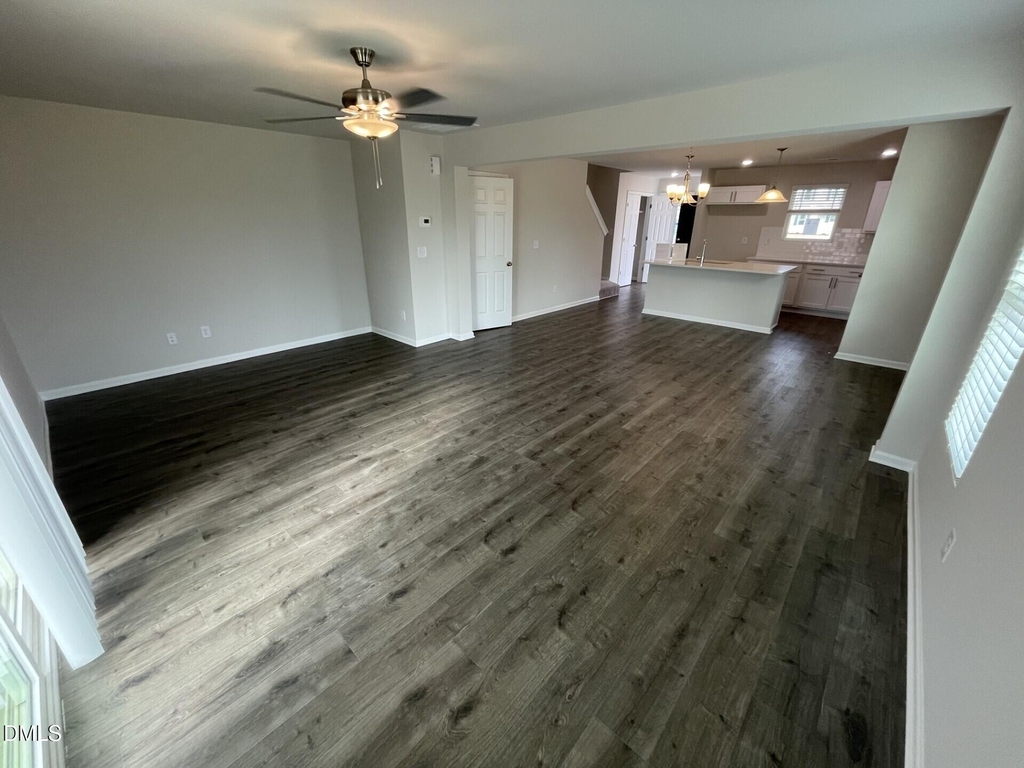 1019 Peony Lane - Photo 7