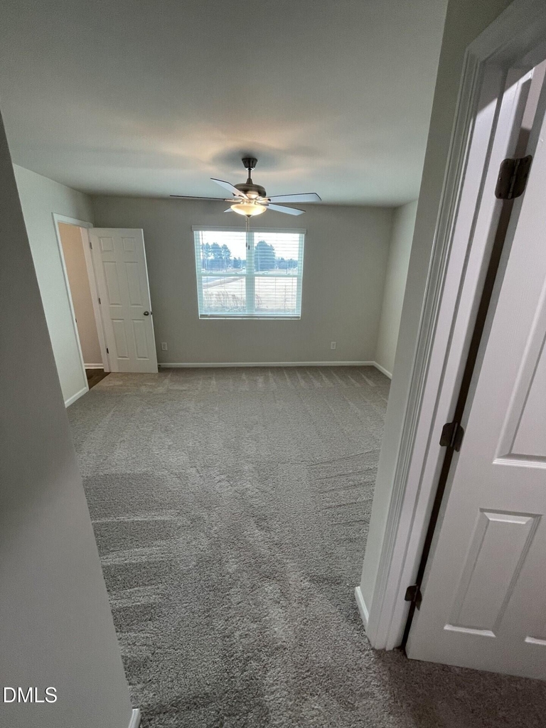 1019 Peony Lane - Photo 10