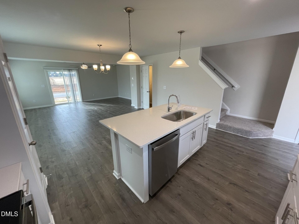 1019 Peony Lane - Photo 6