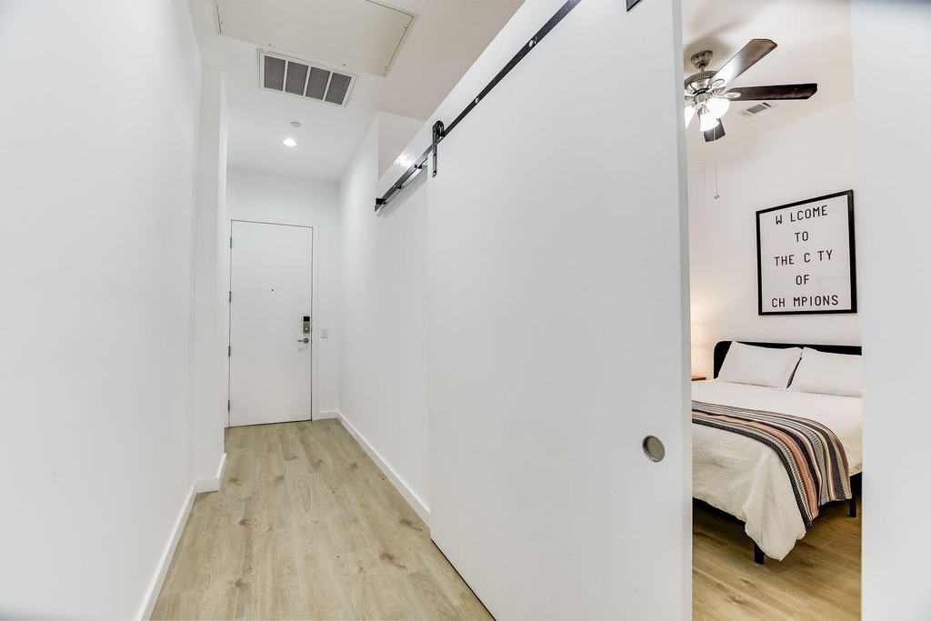 507 Sabine St - Photo 17