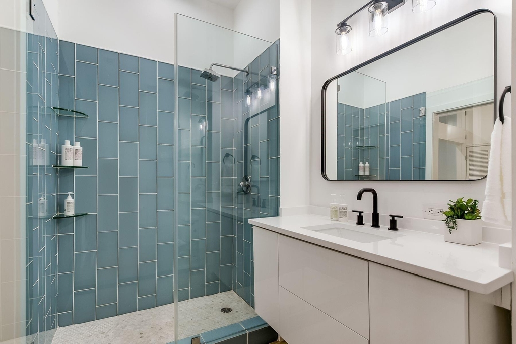 507 Sabine St - Photo 14
