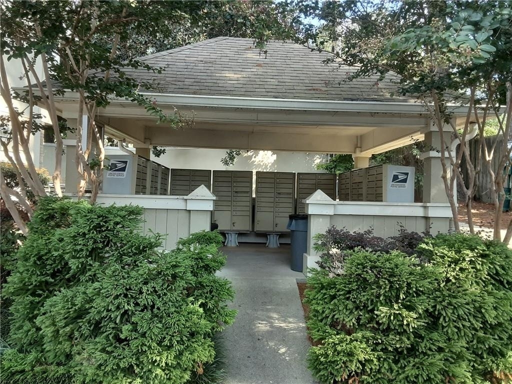 6900 Roswell Road - Photo 15