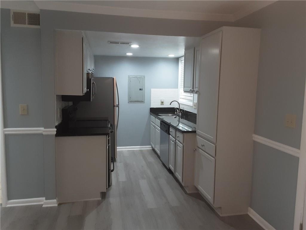 6900 Roswell Road - Photo 5