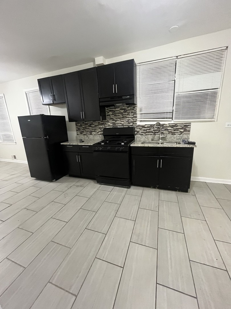 8253 S Brandon Avenue - Photo 1