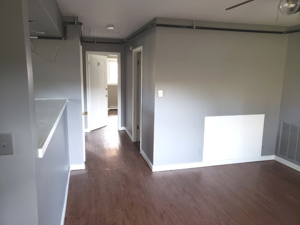 908 Greenbrier Road - Photo 11