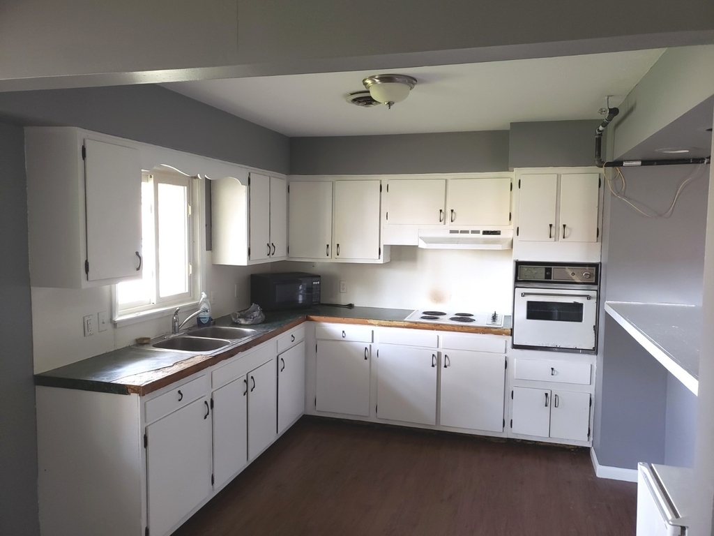 908 Greenbrier Road - Photo 9